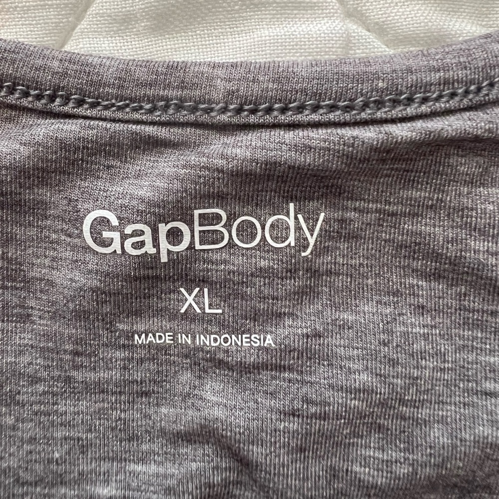 Gap Tank top - Picture 6 of 8